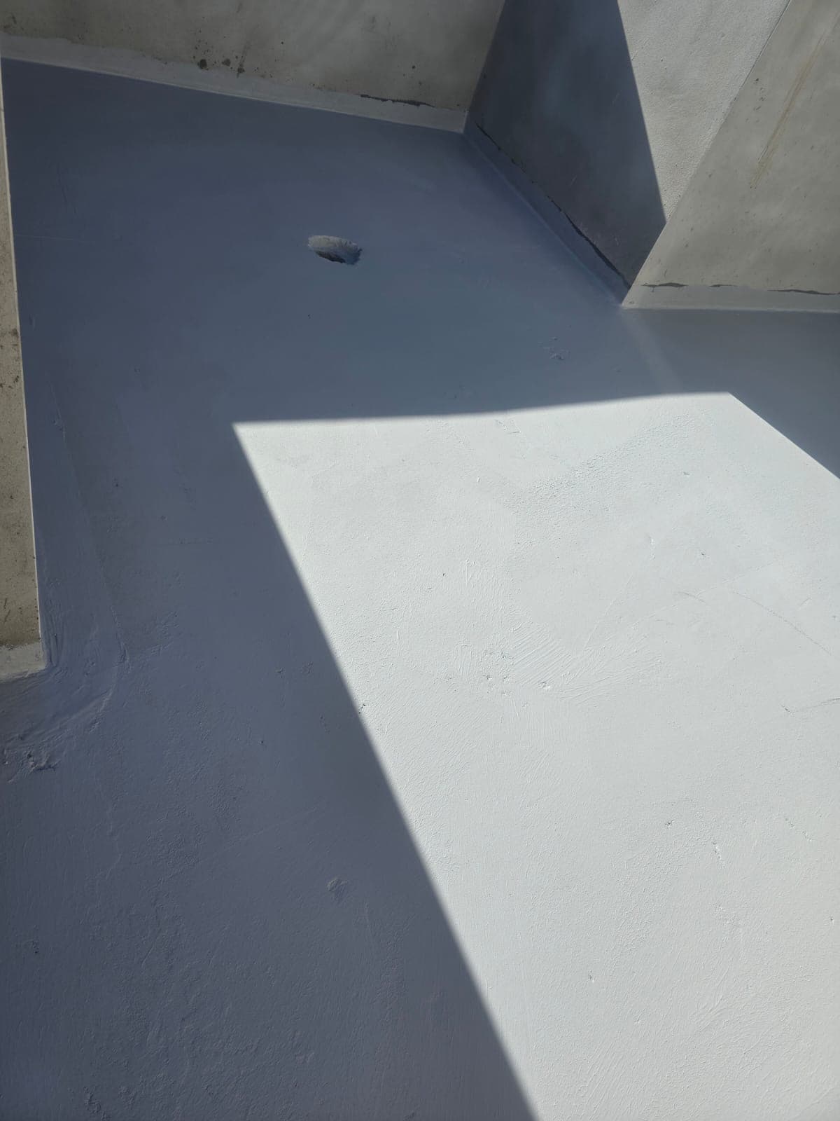 Seven Hills — Balcony, Bathrooms & Laundry - Photo 4